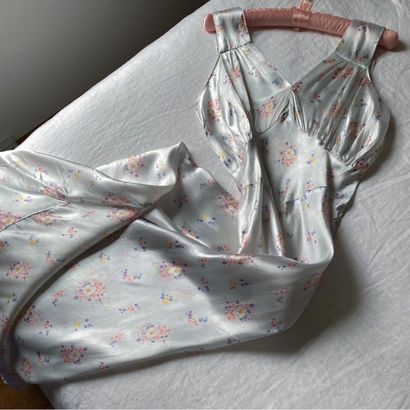 1930s pale blue floral print slip dress - Picture 4 of 7